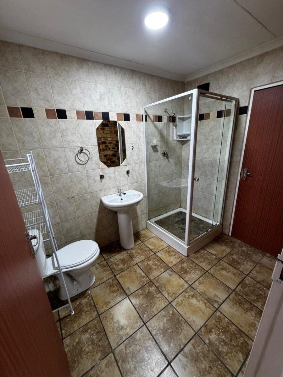 To Let 4 Bedroom Property for Rent in La Provance Free State